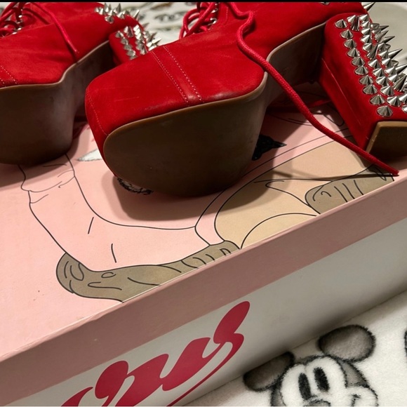Size 6 Jeffrey Campbell spiked red suede litas - Picture 2 of 4